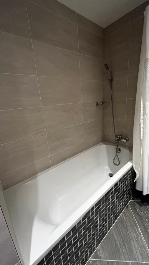 Residence Garden Tower S Balkonem, Garaz Praga Zewnętrze zdjęcie