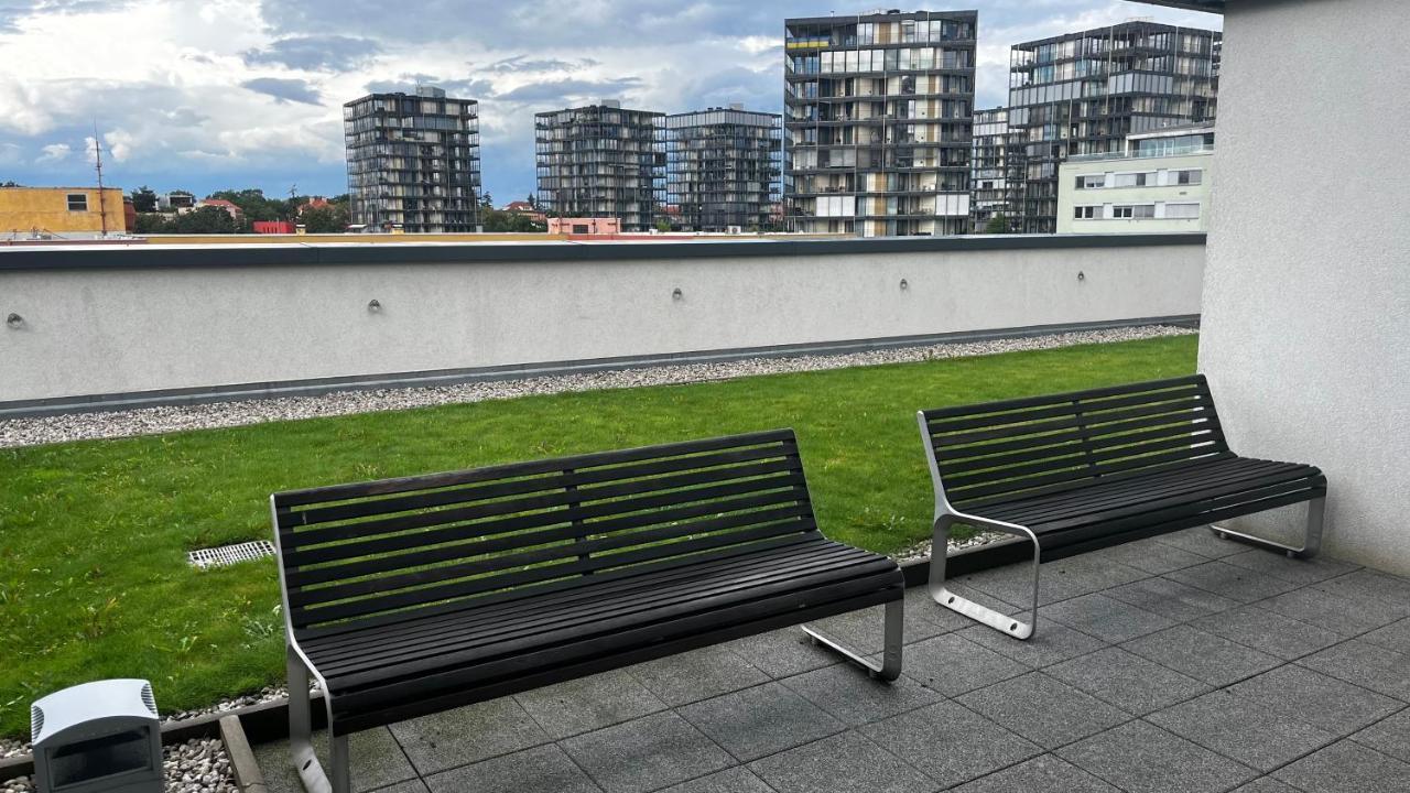 Residence Garden Tower S Balkonem, Garaz Praga Zewnętrze zdjęcie
